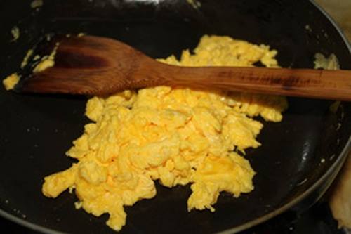 Bột mì cuộn trứng tôm 9