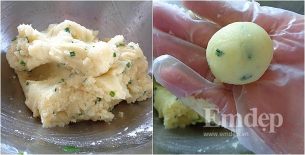 Cách làm Mì gói bọc khoai tây ngon.