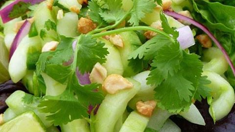 Cách làm Salad dưa chuột kiểu Thái ngon.