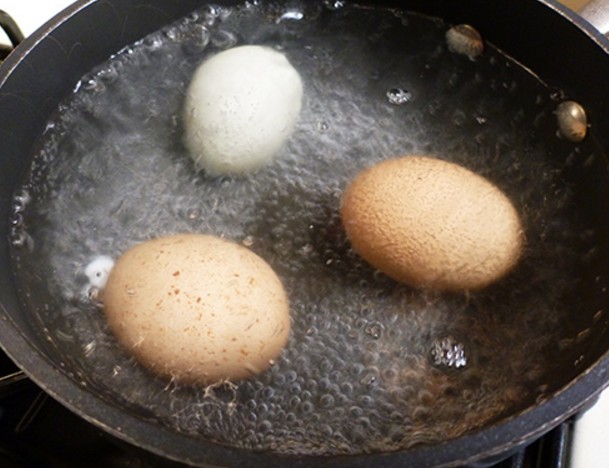 Bí quyết 10 mẹo hay nhà bếp với trứng.