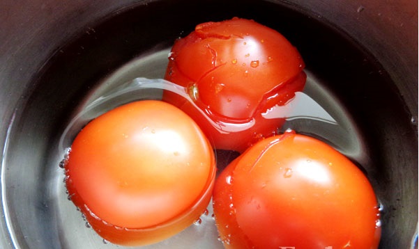 LàmTương cà chua ngọt tại nhà.