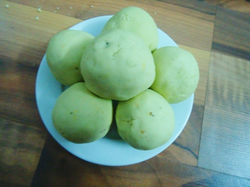 LàmXôi bọc lá dừa đậu xanh tại nhà.