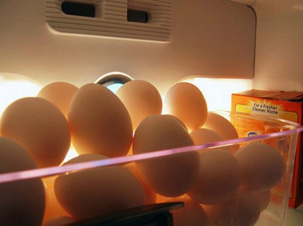 Tìm hiểu Hướng dẫn mẹo chiên trứng vàng xốp thơm ngon mới nhất.