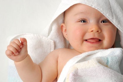 Cẩm nang 10 cách hạ sốt nhanh chóng cho cho bé mỗi khi sốt.
