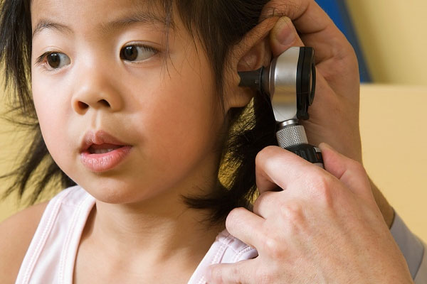 Thông tinCách điều trị bệnh viêm tai giữa ở trẻ em và phòng tránh hay.